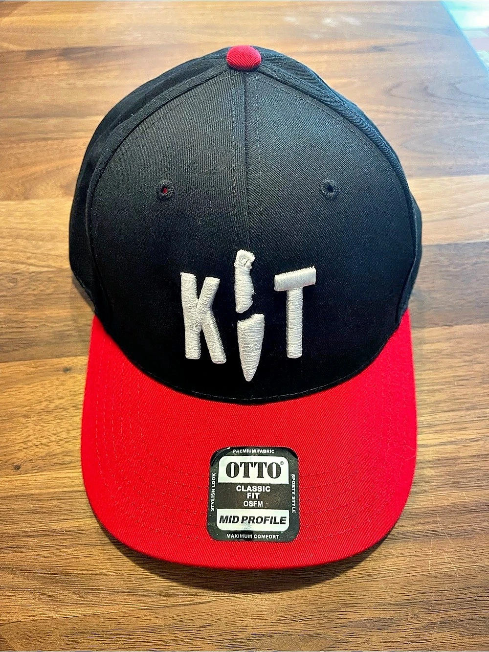 OTTO snapback Cap Black & Red Cap NWT